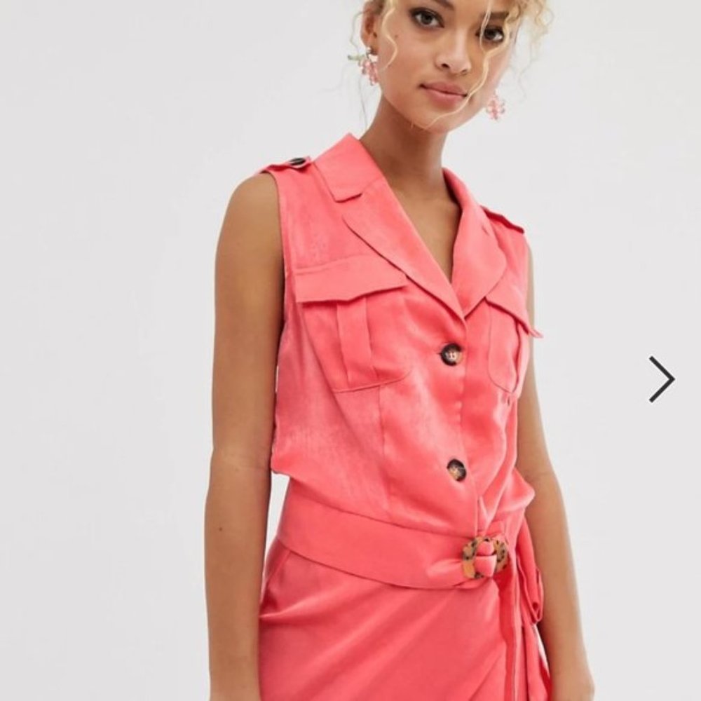 NWOT Bright pink belted tie top - XL